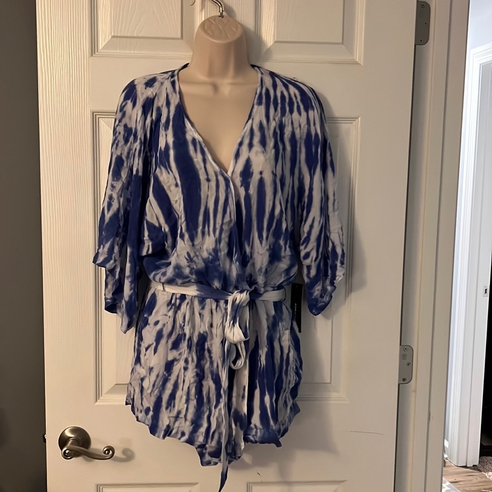 Lulu’s blue and white tie dye romper size medium
